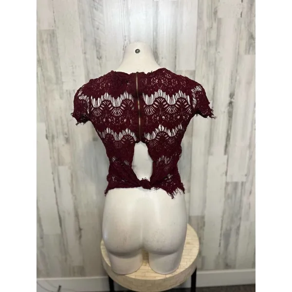 Burgundy top  - Image 5