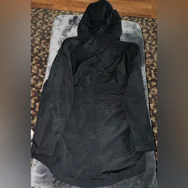 Carhartt Rain Defender Relaxed Fit Lightweight Coat Size XL (16-18) in Black - Image 5