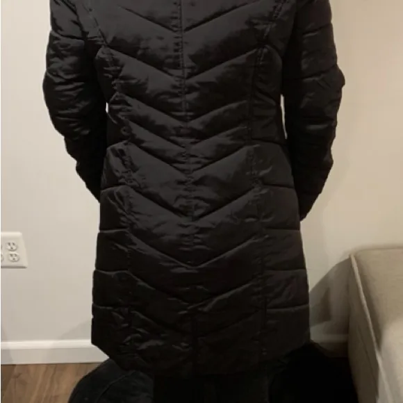 Tommy Hilfiger long black jacket EUC - Image 4