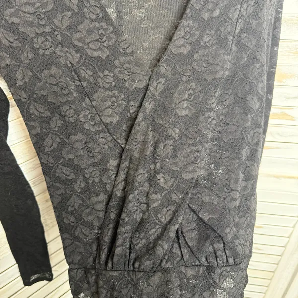 INTIMATELY FREE PEOPLE Women's Size XS Black V Neck Lace Bodysuit Top Vampy Goth - Image 9