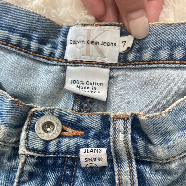 Vintage Calvin Klein jean shorts - Image 2