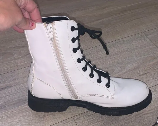 Time and Tru Combat Boots White Lug Boots - Image 6