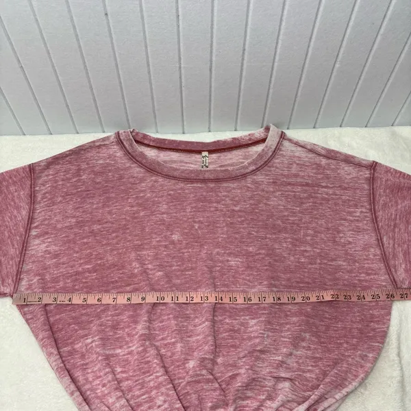 FREE PEOPLE Cozy Girl Bodysuit T-Shirt Faded Burgundy Pink Winding Road‎ Size S - Image 5