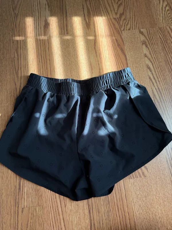 Yogalicious Shorts - Image 3