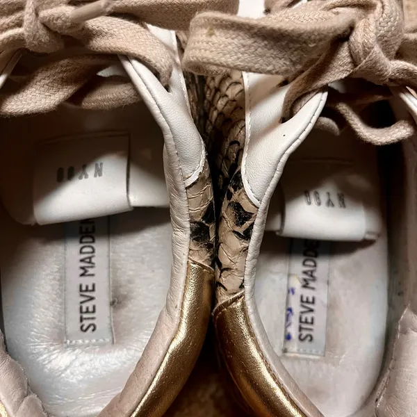 Steve Madden sneakers 7.5 - Image 4