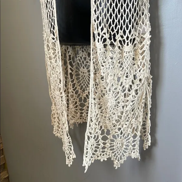 Sky and Sparrow Cream Lace Swim Coverup with Scalloped Edges size S/M - Image 3