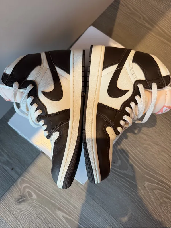 Nike Air Jordan 1 Retro High OG 'Baroque Brown', s - Image 2