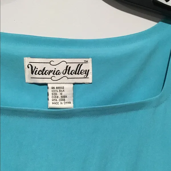 Victoria Holley Vintage 80s Sky Blue Silk Square Neckline Shift Dress - Image 2