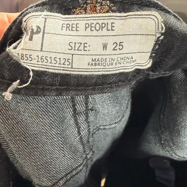 Free People Embroidered Star Skinny Overalls‎ in Washed Black Gold Size 25 - Image 6