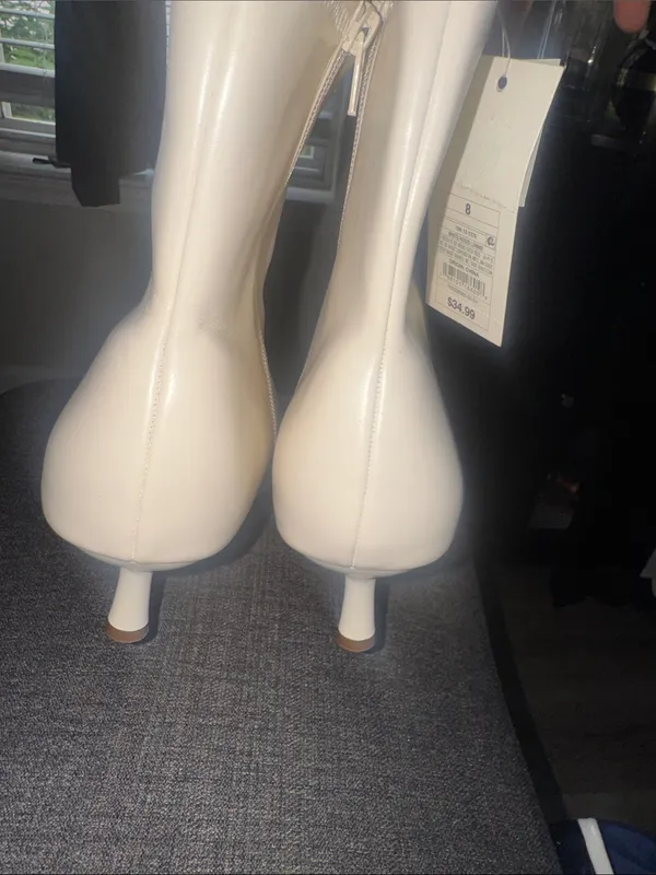 A New Day Women's Lonnie Kitten Heel Stretch Ankle Boots size 8 - WHITE - Image 5