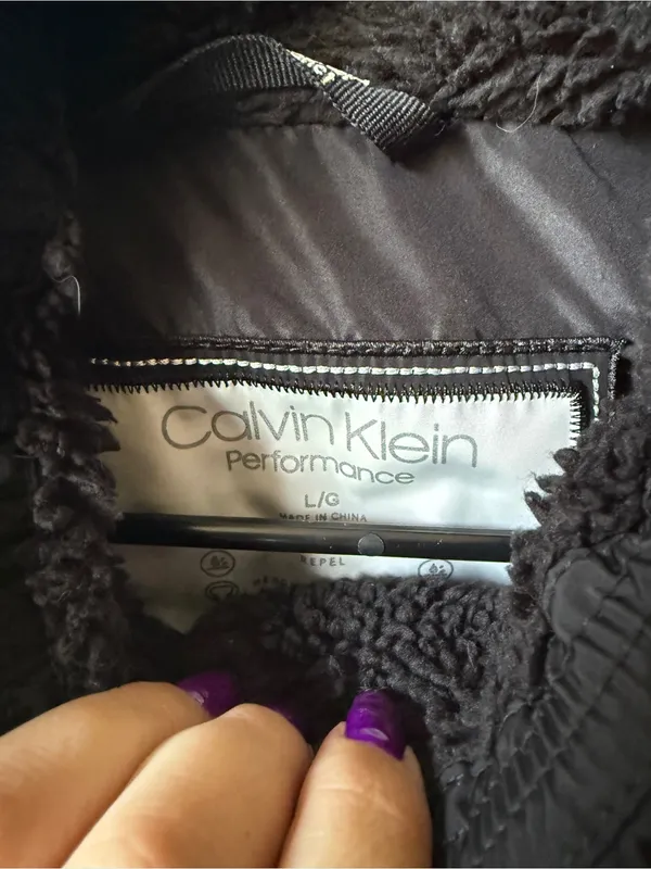 Calvin Klein Performance Women’s Puffer Vest Black Sherpa Lined Size L - Image 4