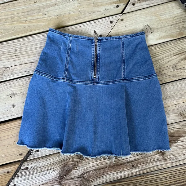 Free People We The Free Highlands Blue Denim Short Flare Skirt Size 2 - Image 4