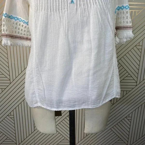 Love Sam Abigail Embroidered Peasant Top‎ in White - Image 7