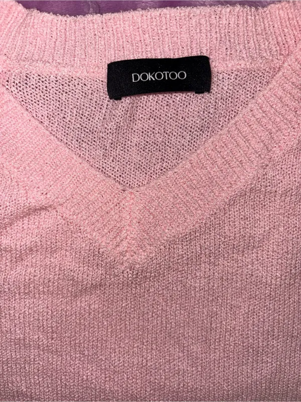 Dokotoo Pink V-Neck Short Sleeve Sweater - Image 2