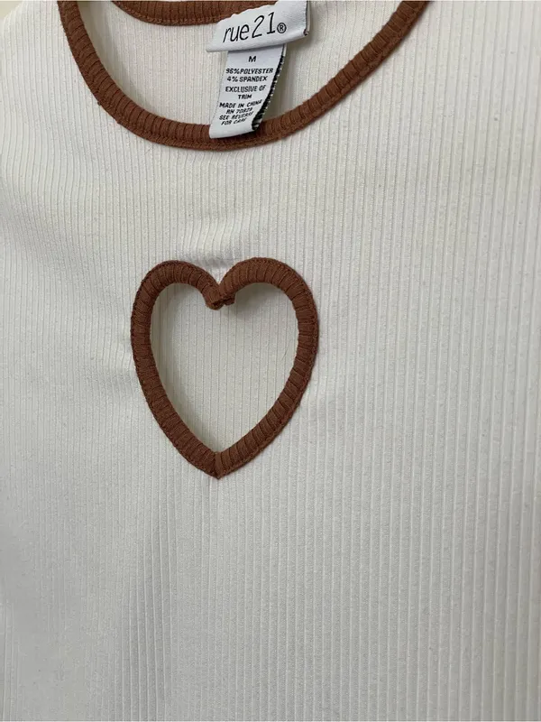 Rue 21 Baby Doll Top Heart Cut Out Size M White Ribbed Brown Trim Y2K 2000s - Image 9