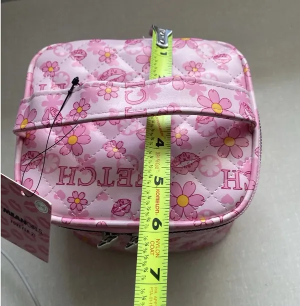 Mean Girls x Forever 21 FETCH Makeup Cosmetic Case Pink NWT - Image 5