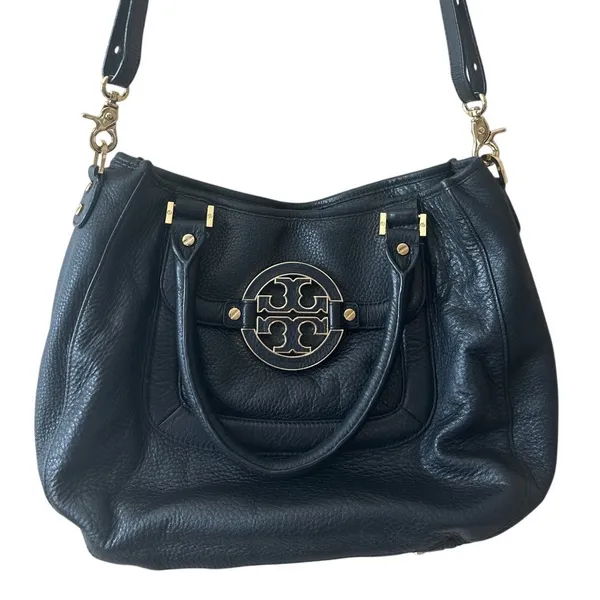 Tory Burch Amanda Slouchy Hobo Black Pebbled Leather‎ Gold Logo - Image 2