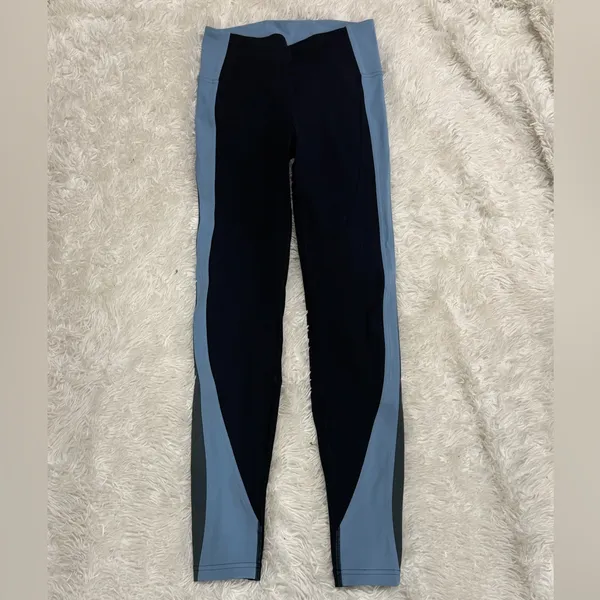 Lululemon Athletica Get Going Train Tight 28" leggings size 6 - Image 6