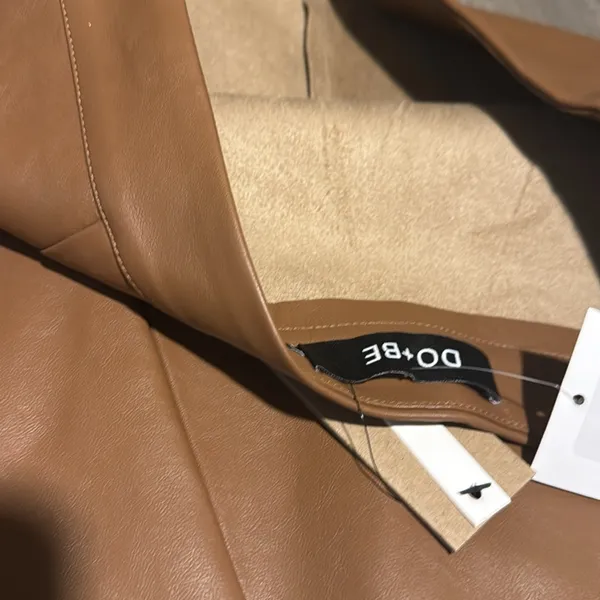 DO+BE large Rindi skort-camel - Image 3