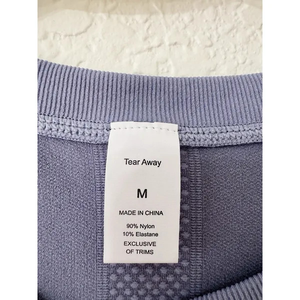 Amazon Seamless Long Sleeve Workout Top Dusty Blue Size Medium - Image 3
