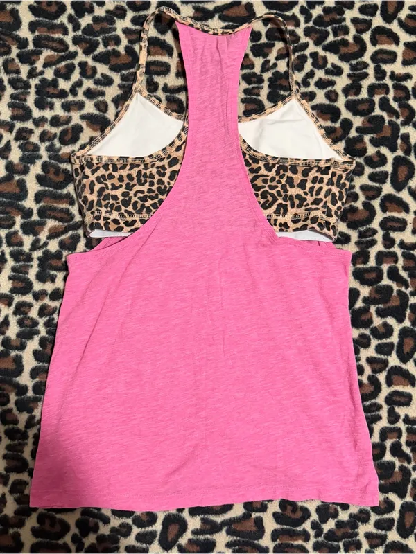 2000s vintage style 2014 victoria secret pink tank top with leopard print bra - Image 4