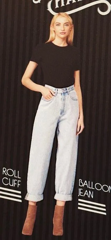Simple Society Roll Cuff Balloon High Rise Mom's Jeans - Image 5