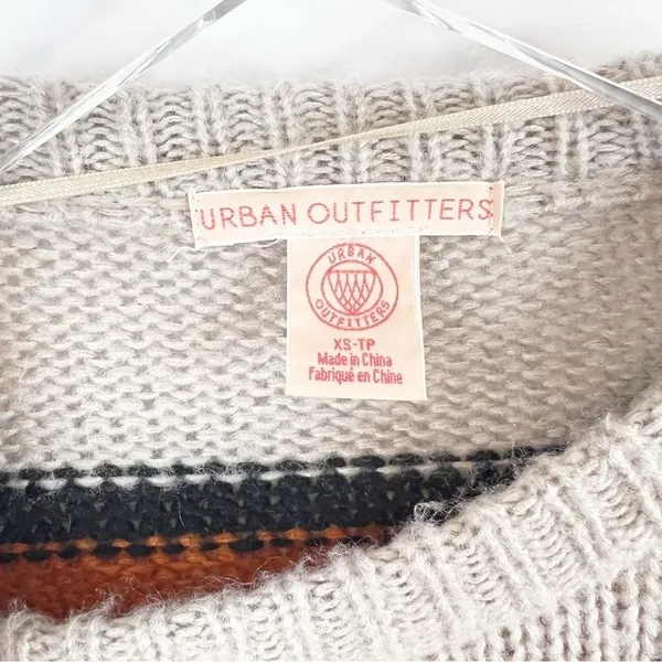 Urban Outfitters Bobby Striped‎ Oversized Boyfriend Sweater Women's Size XS - Image 8