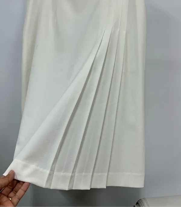 NWT Women’s 10 Elegant ivory White Blazer & Skirt Set FLAWED career wear office - Image 10