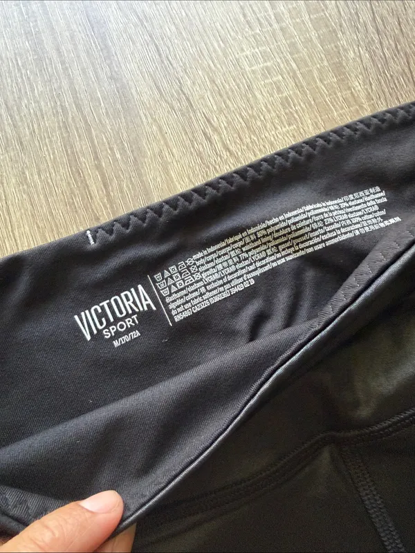 Victoria's Secret Black High-Rise Bike Shorts Size M Preowned - Image 2