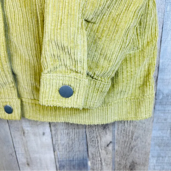 Small Lime Green Unbranded Corduroy Button Front Jacket 2 Side & 2 Front… - Image 6