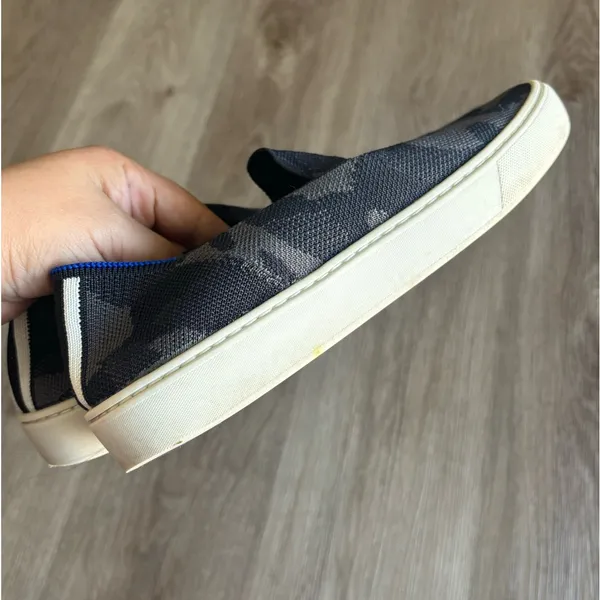 Rothys Grey Camo Sneakers - Image 8