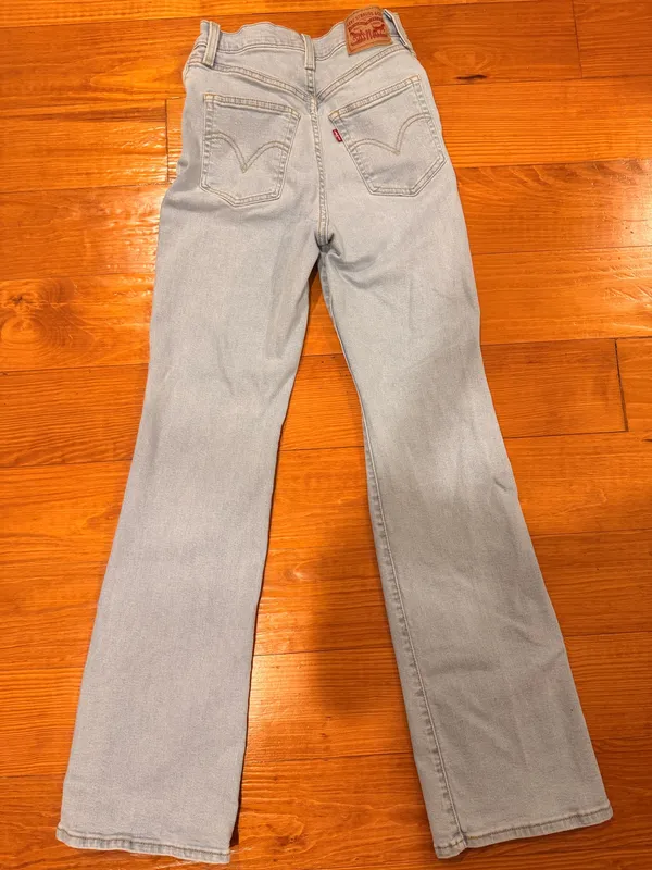 Levi’s Ribcage Jeans - Image 3
