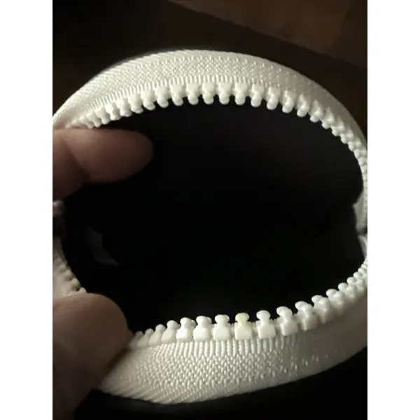 Coach Round Hybrid Pouch In Signature Canvas Central Embossed Coach Patch NWOT - Image 7