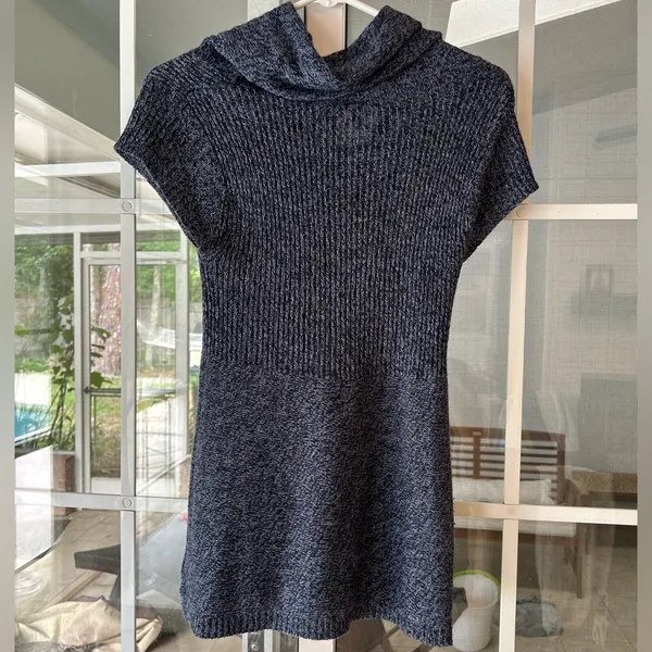 Derek heart cowl neck short sleeve sweater top - Image 2