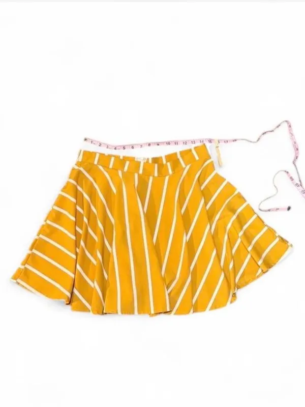 Yellow and White Striped A-Line Skirt Sz XL (Could also be worn as a top) - Image 3