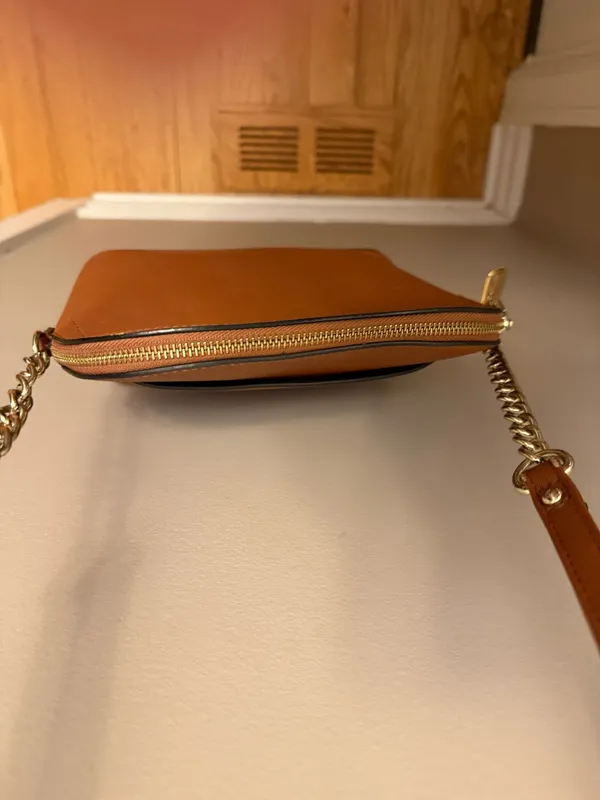 The Steve Madden Brown Shoulder Bag - Image 4