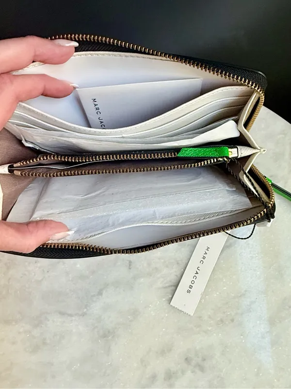 NWT Marc Jacobs The Snapshot J-Marc Zip Around Wallet Saffiano Colorblock 💙🩶💚 - Image 5