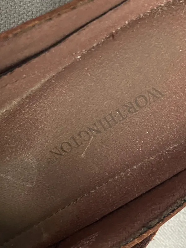 Worthington 8M Women’s Brown Leather Shoes Buckle Low Heels Slip On EUC - Image 6