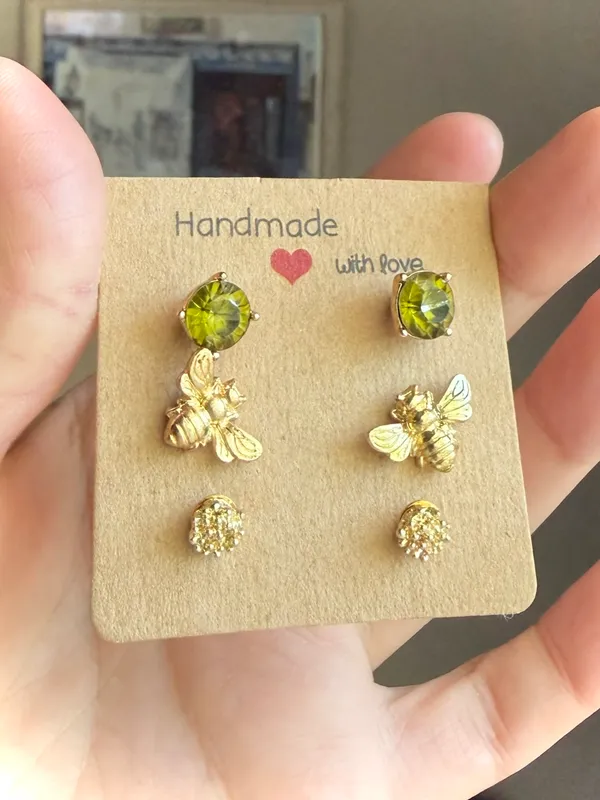 Boutique Stud earrings set of 3🐝💚 - Image 4