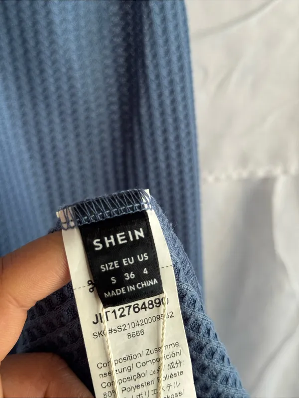 SHEIN Halter Neck Dress - Image 5