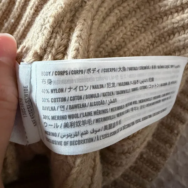 Abercrombie & Fitch Tan Ribbed V-Neck Sweater - Image 3