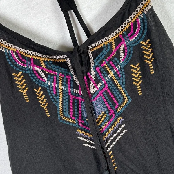 Maurices Tank Top Womens L Black Rayon Embroidered Lightweight Boho Flowy New - Image 2