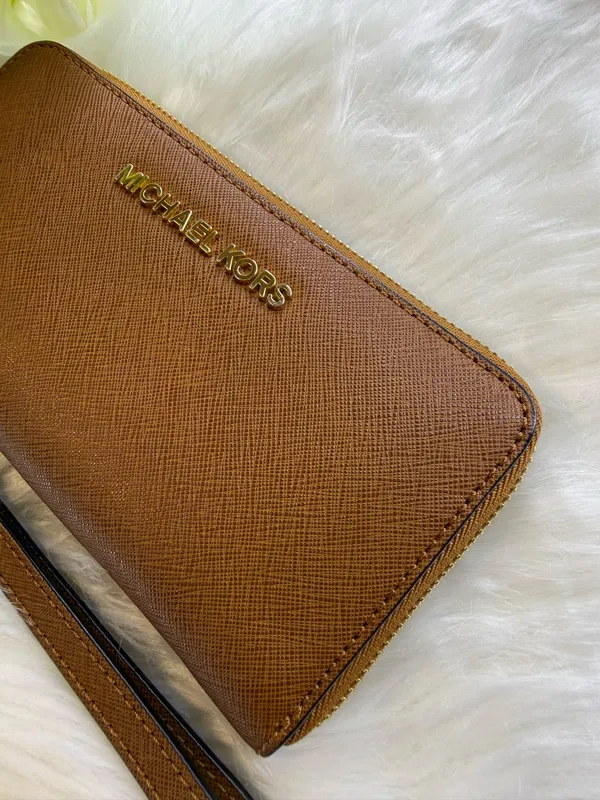 Michael Kors Wallet Brown Leather - Image 2