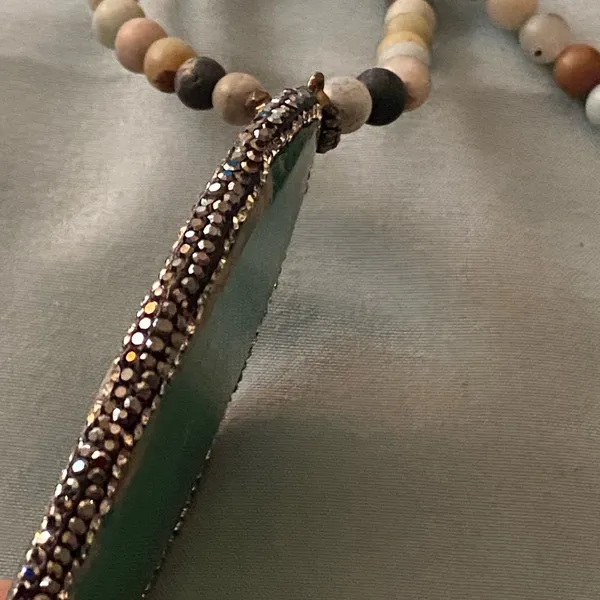 30” Necklace Multicolor Stone Beads Green Agate Crystal Stone Pendant 3” H - Image 3