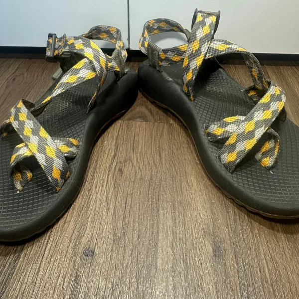 Chaco Z/2 Classic Sandals Women 8 Gray Yellow Quilt Golden Double Strap Toe Loop - Image 5