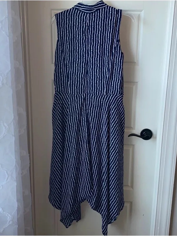 Gabby Skye Sleeveless Navy and White Striped Button-Front Dress - Image 3