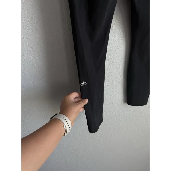 Alo Yoga Black High Waist Ripped Warrior Leggings Medium M Cutout Shredded Edgy - Image 9