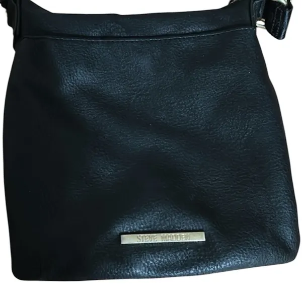 Steve Madden Black Leather Womens Crossbody Bag with Jacquard strap - Image 3