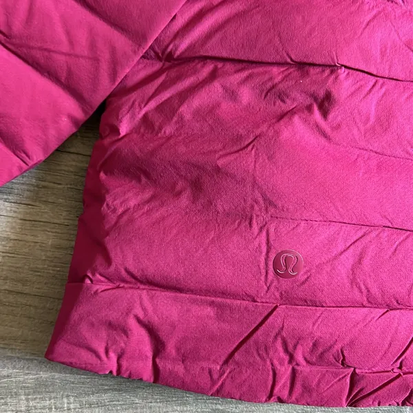 Lululemon puffer jacket - Image 5