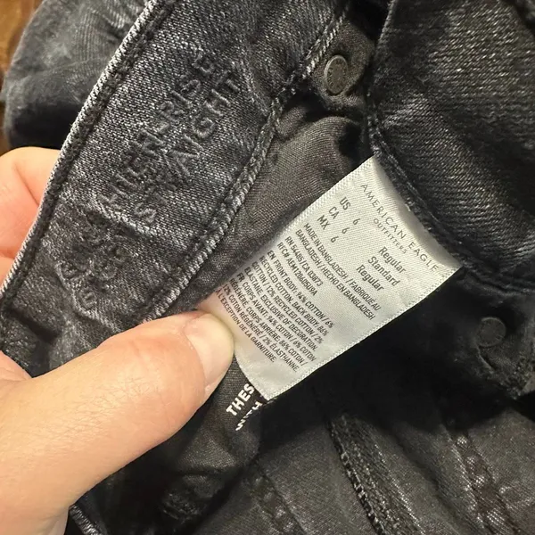 American Eagle distressed black super hi-rise baggy Straight 6 jeans - Image 2